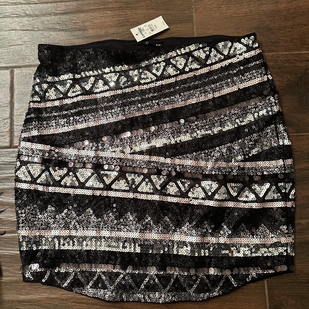 New black/gray skirt